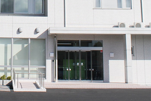 医療法人社団寧篤会 内房整形外科クリニック　エントランス